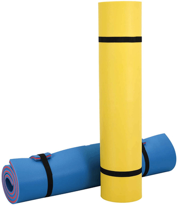 Customized Size Color Water Mat Floating Pad 3 Layer Tear Resistant XPE Foam with a Elastic Bungee Tether Floating Mat