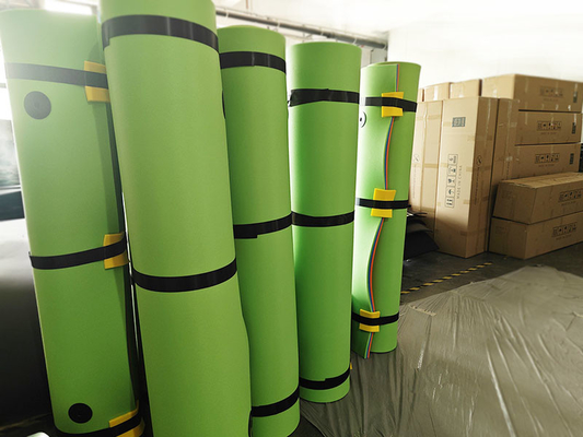 Customized Size Color Water Mat Floating Pad 3 Layer Tear Resistant XPE Foam with a Elastic Bungee Tether Floating Mat